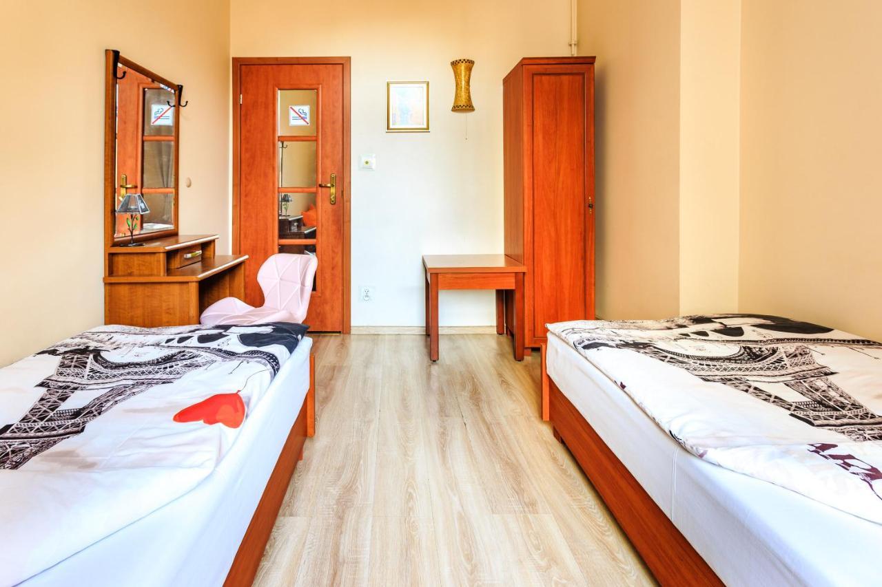 Babel Hostel, Dworzec Pkp, Rynek Вроцлав Екстериор снимка