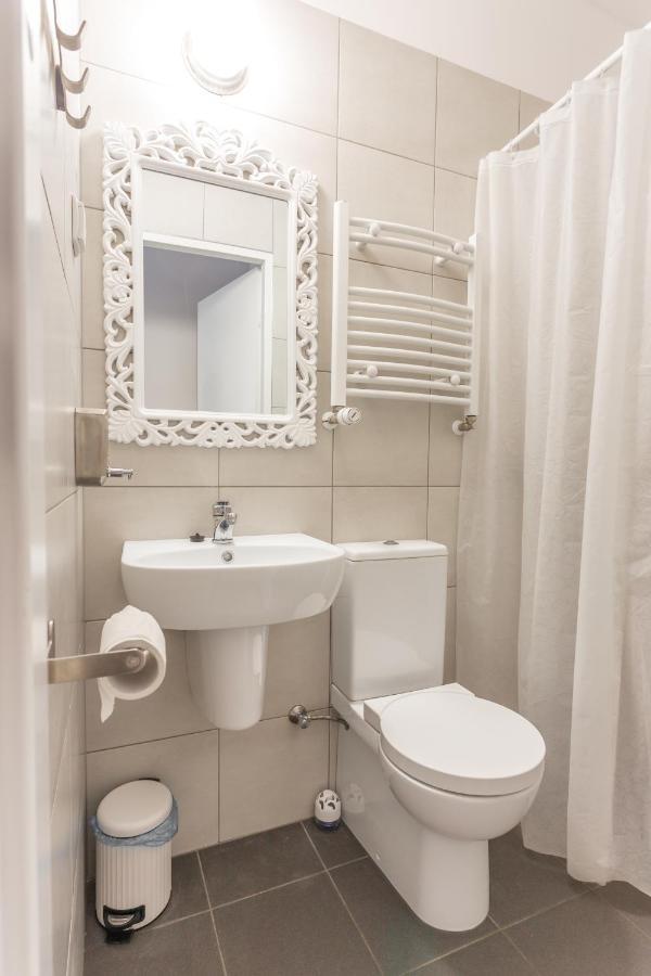 Babel Hostel, Dworzec Pkp, Rynek Вроцлав Екстериор снимка