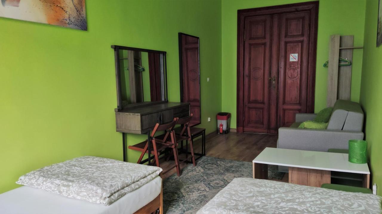 Babel Hostel, Dworzec Pkp, Rynek Вроцлав Екстериор снимка