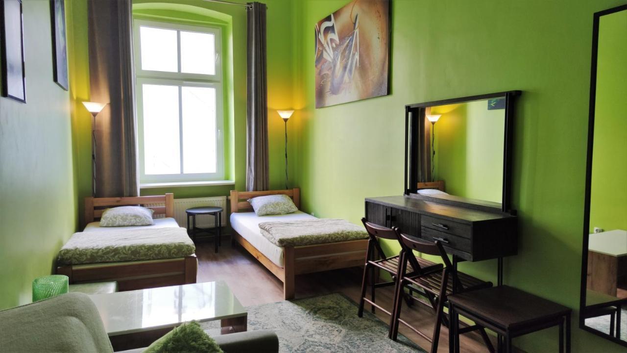 Babel Hostel, Dworzec Pkp, Rynek Вроцлав Екстериор снимка