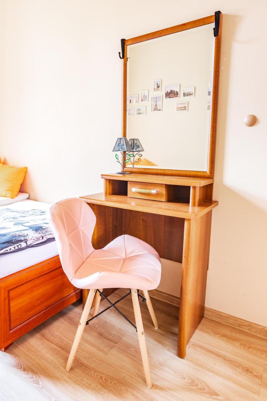 Babel Hostel, Dworzec Pkp, Rynek Вроцлав Екстериор снимка