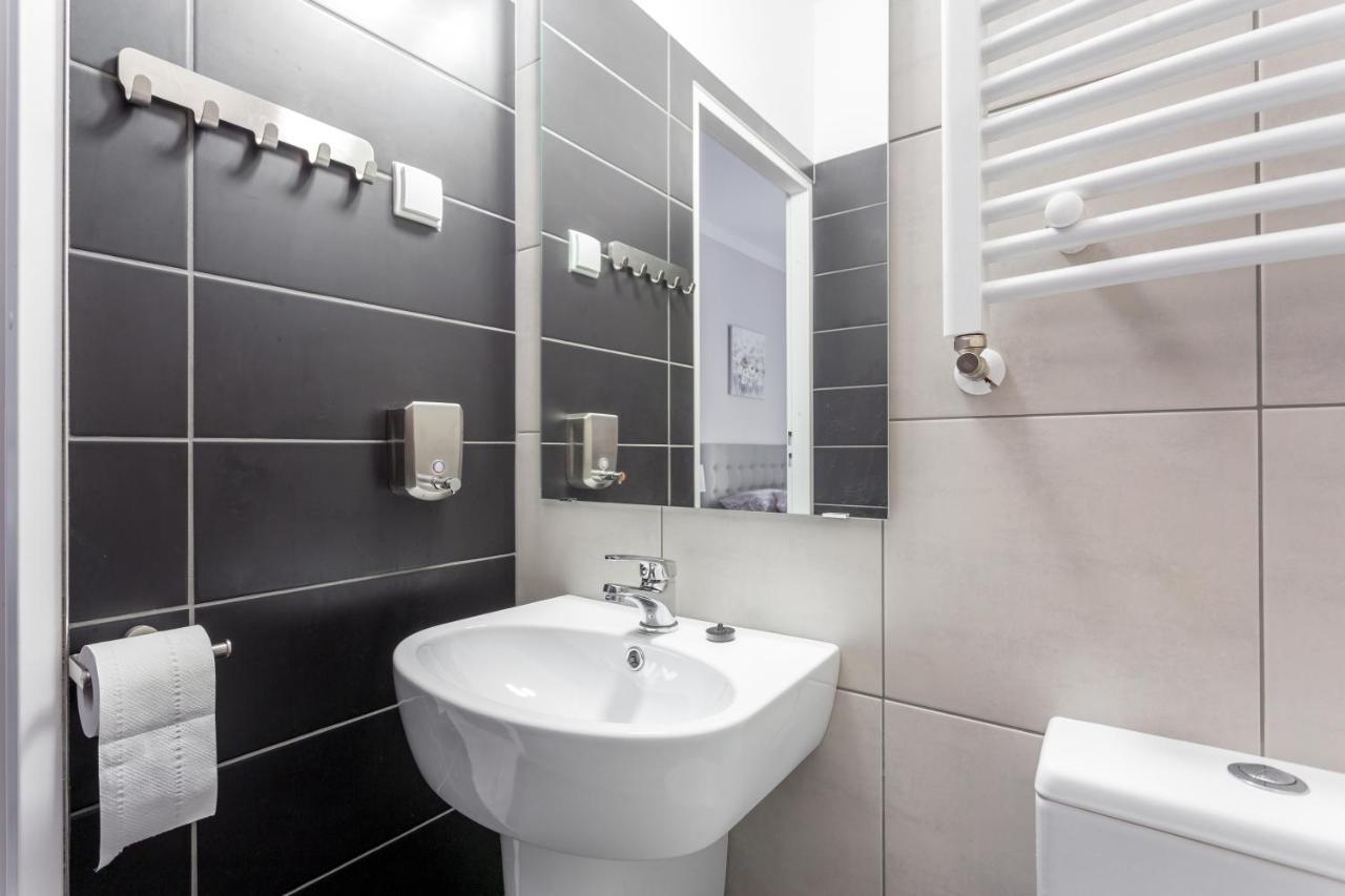 Babel Hostel, Dworzec Pkp, Rynek Вроцлав Екстериор снимка