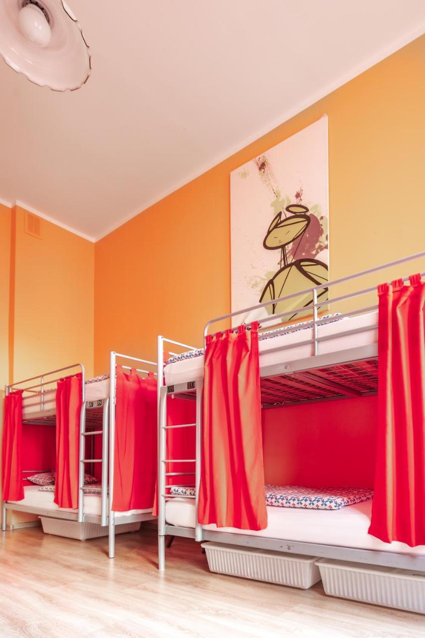 Babel Hostel, Dworzec Pkp, Rynek Вроцлав Екстериор снимка