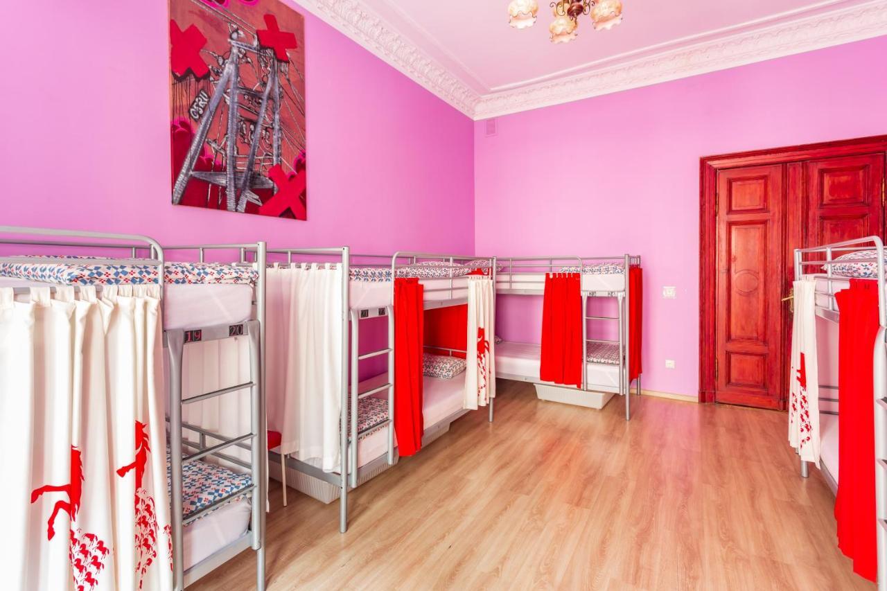 Babel Hostel, Dworzec Pkp, Rynek Вроцлав Екстериор снимка